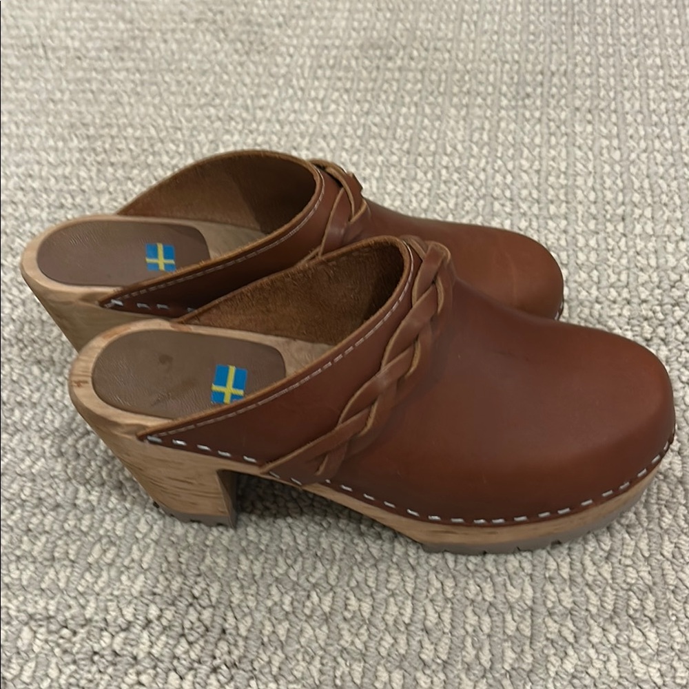 MIA Brown Leather Clogs with Wooden Platform. European size 38